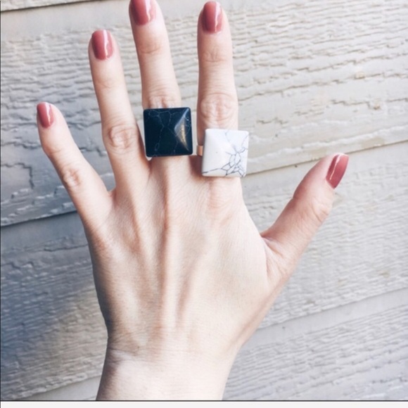 💛⚪️MARBLE RINGS - Picture 2 of 8